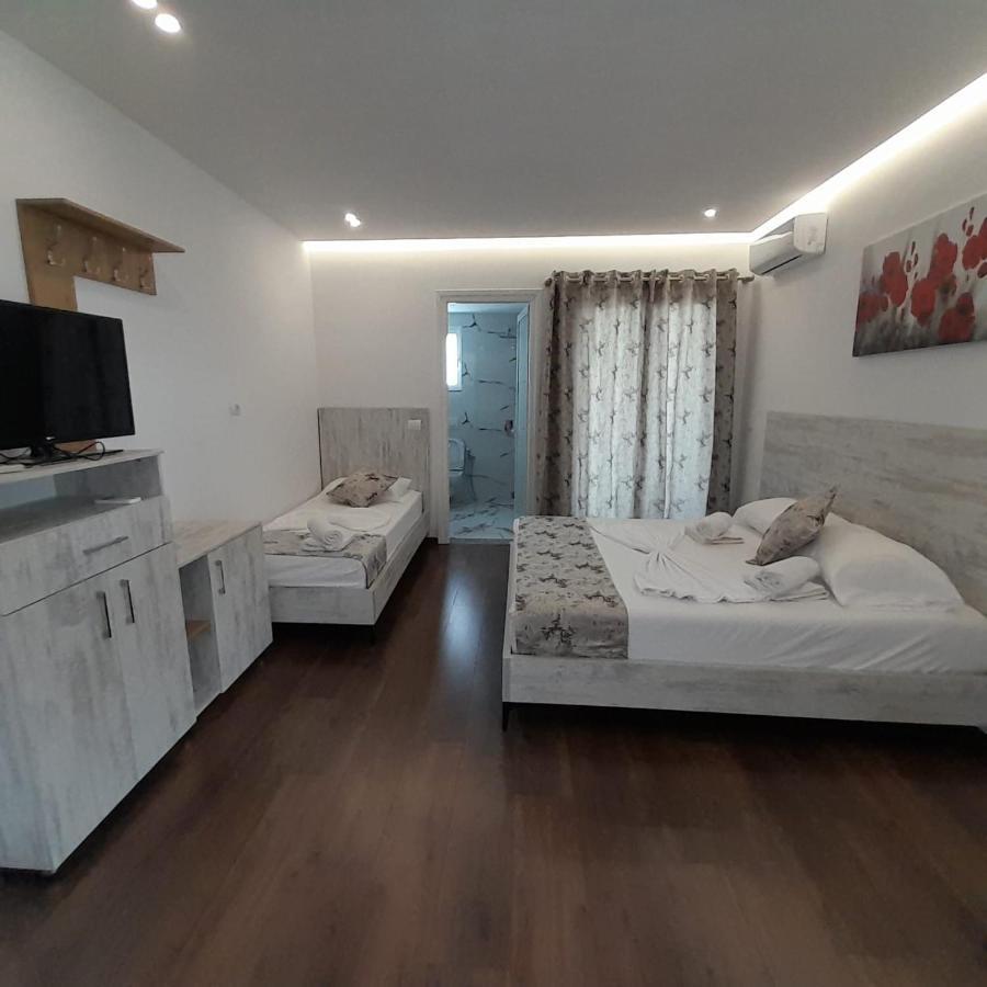 Vila Irdi Ksamil Bagian luar foto
