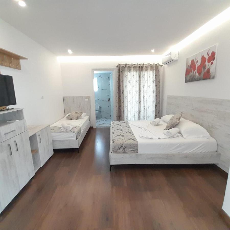 Vila Irdi Ksamil Bagian luar foto
